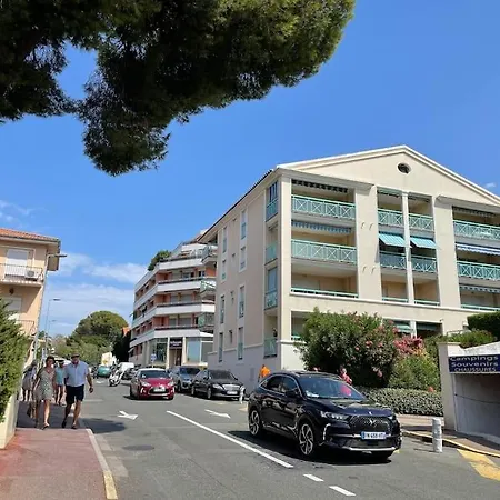 St Raphael Cote D'azur T2 Et Parking Et Terrasse * Saint-Raphael (Var)