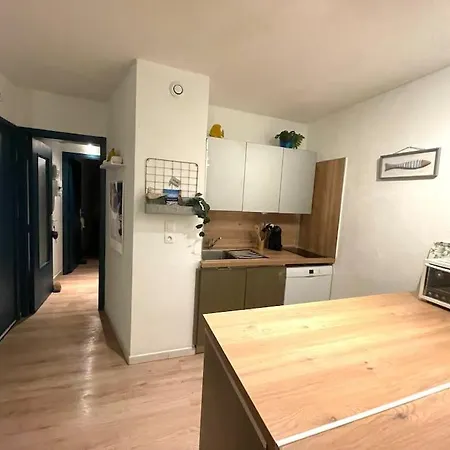 Apartment St Raphael Cote D'azur T2 Et Parking Et Terrasse *