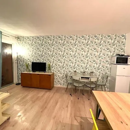 St Raphael Cote D'azur T2 Et Parking Et Terrasse * Saint-Raphael (Var)