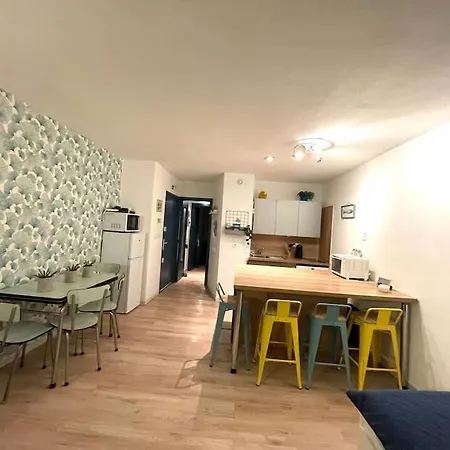 St Raphael Cote D'azur T2 Et Parking Et Terrasse * Saint-Raphael (Var)
