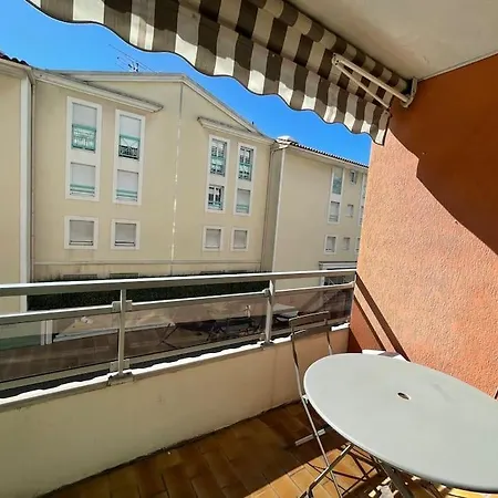 St Raphael Cote D'azur T2 Et Parking Et Terrasse 아파트 *
